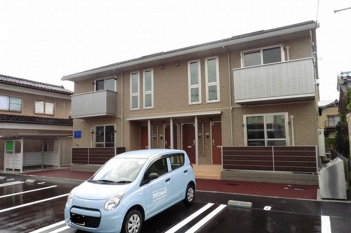 トリスタの外観