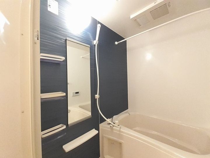 メゾン・アイリスの風呂