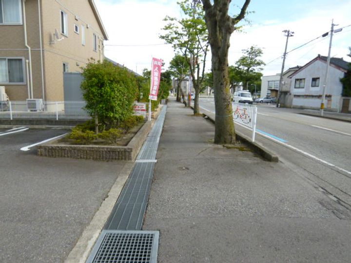 インフィニティーAの周辺