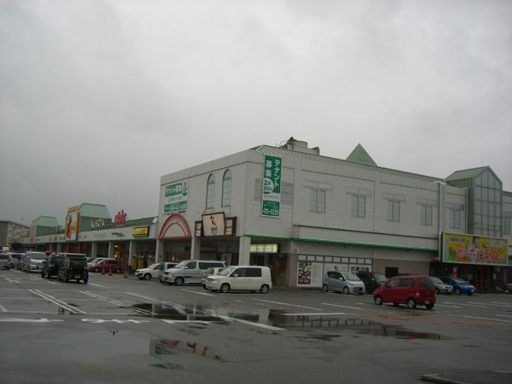 プティ・ベール 結の周辺