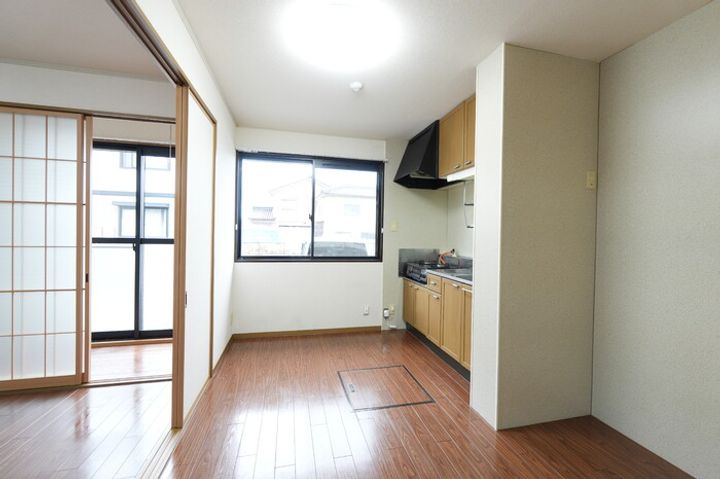 セジュール上小泉 Bの居間