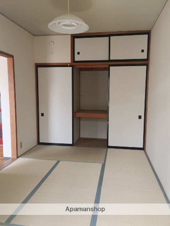 富山県富山市西長江4丁目の賃貸マンションの内装