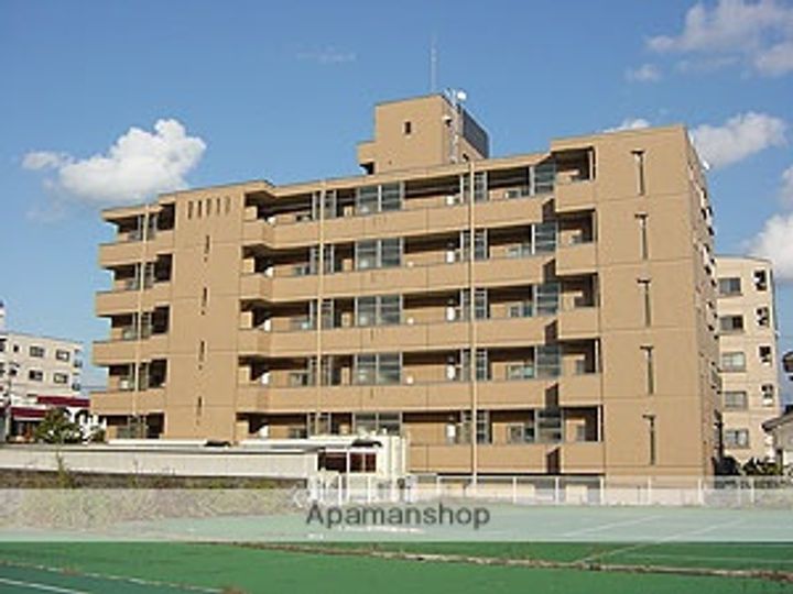 富山県富山市新根塚町1丁目の賃貸マンションの外観