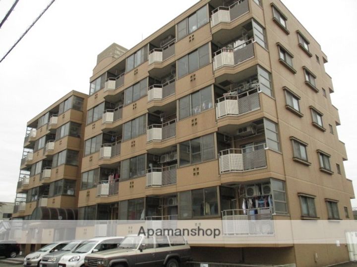 富山県富山市新根塚町1丁目の賃貸マンションの外観