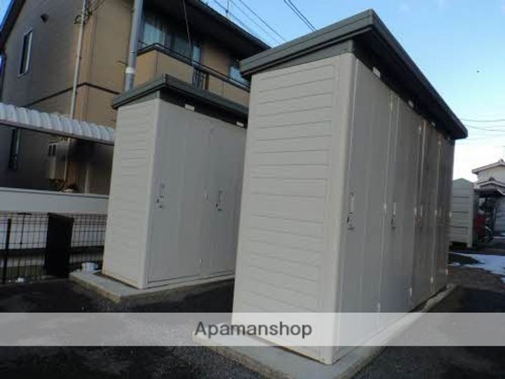 富山県富山市婦中町下轡田の賃貸アパートの外観