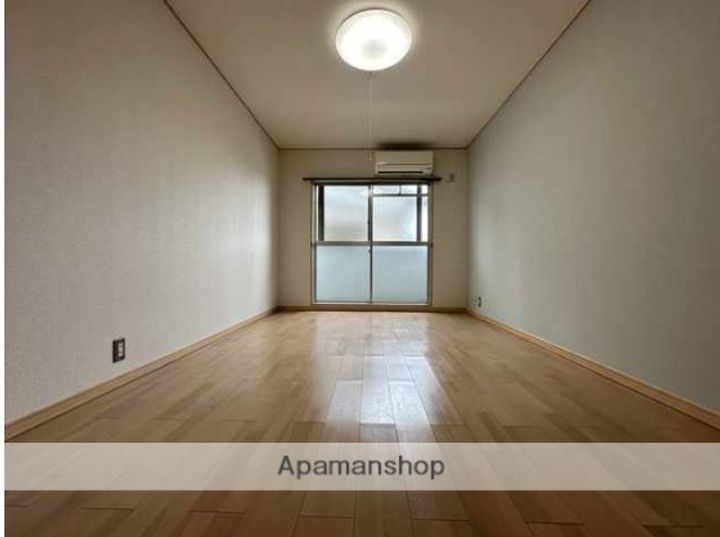 BRUNO五福の居間