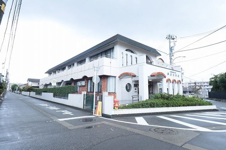 コーネル久方の周辺