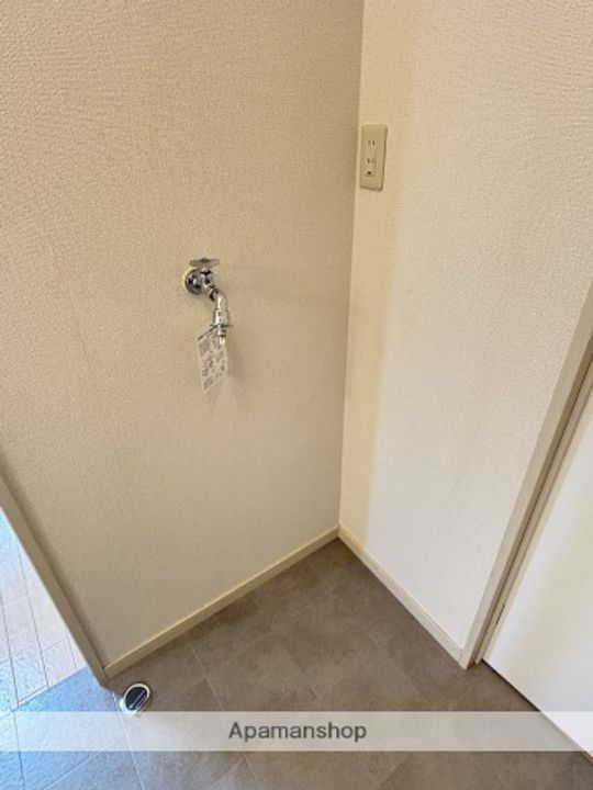 富山県富山市中田2丁目の賃貸アパートの内装