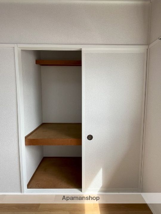 富山県富山市町新の賃貸マンションの内装