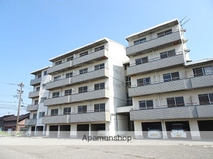富山県富山市町新の賃貸マンションの外観