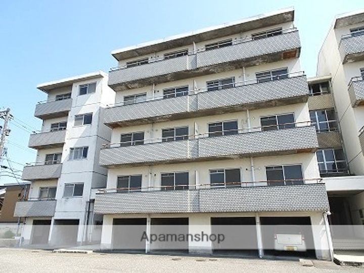 富山県富山市町新の賃貸マンションの外観