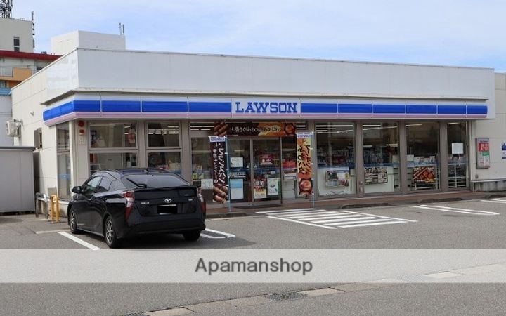 富山県富山市町新の賃貸マンションの周辺