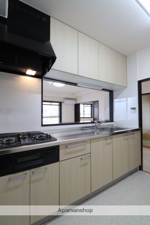 富山県富山市今泉西部町の賃貸マンション302のキッチン