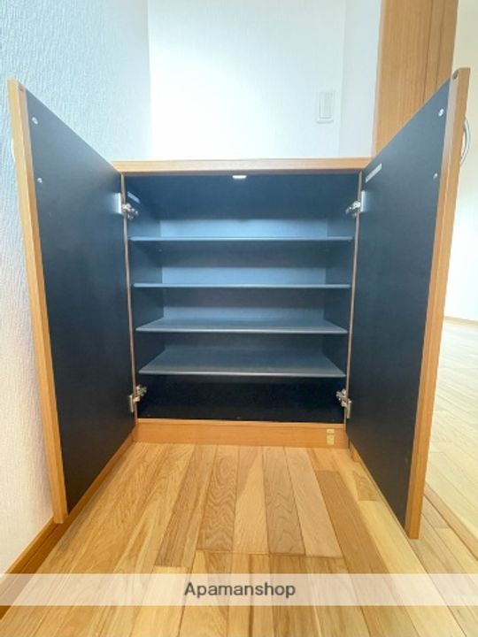 ガーデンヒル上冨居Ⅱの内装