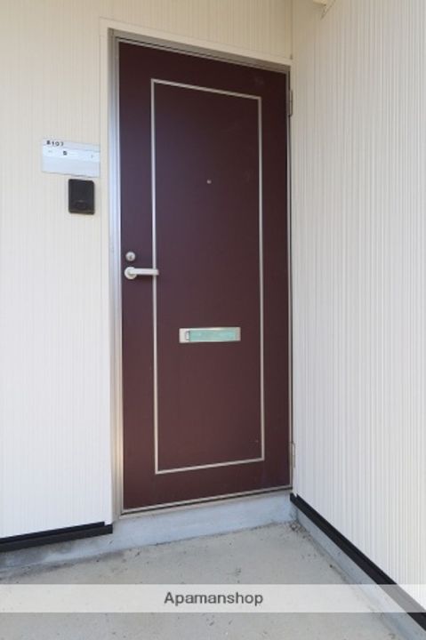 ネオサイト・タカムラ B棟107の内装