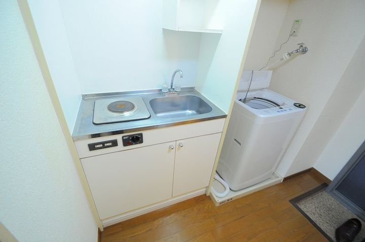 レオパレスKOIZUMIーⅠ201のキッチン