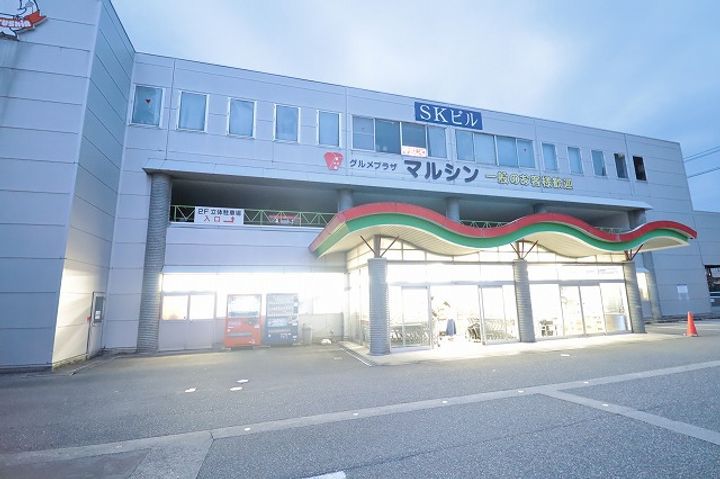 レオパレス上冨居Ⅱ101の周辺