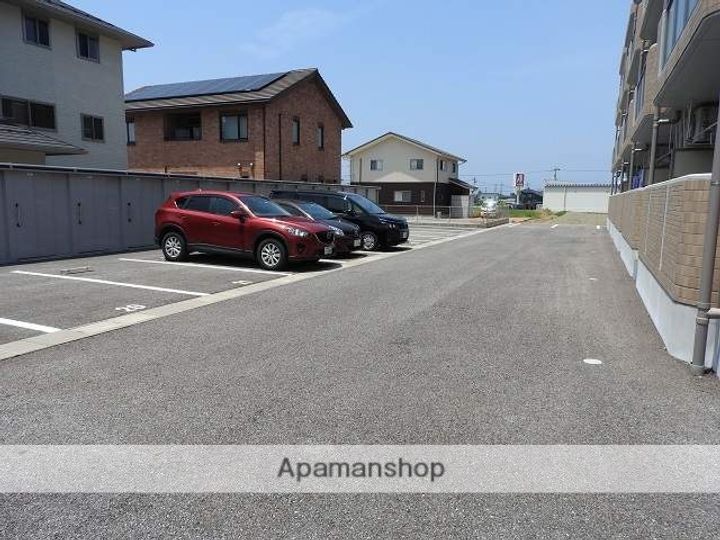 プランドール柳原の外観