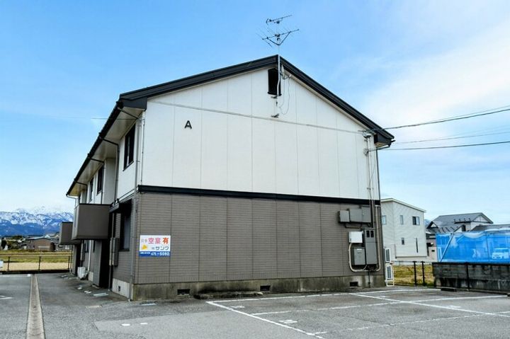 セジュール上小泉 Aの外観