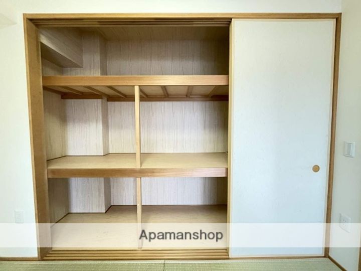 サーパス根塚町の内装