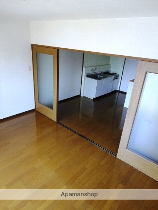 ル・アンジュ萩原の居間