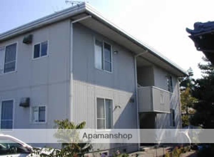 富山県富山市中田2丁目の賃貸アパートの外観