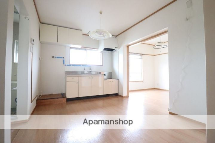 桜井ハイツの居間