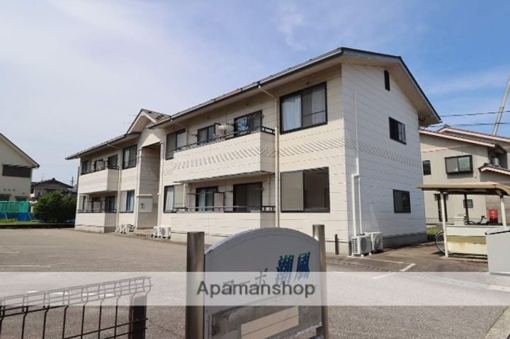 コーポ潮風101の外観