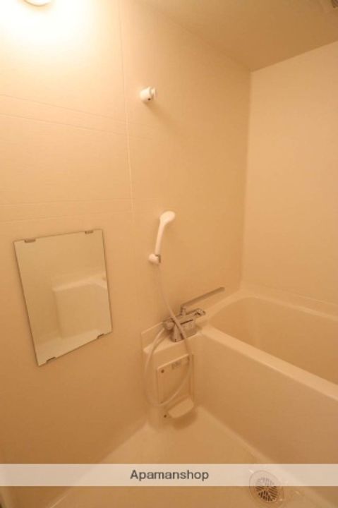 ソレイユ本郷アネックス205の風呂