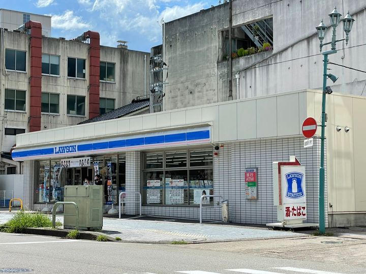 駅南コーポラスの周辺