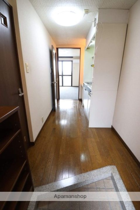 リッシェル駅南306の玄関