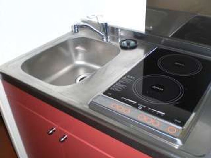 レオパレスロイヤルガーデン内免211のキッチン