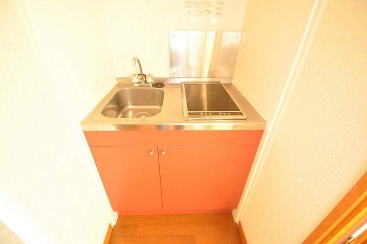 レオパレスセヴィル下窪202のキッチン