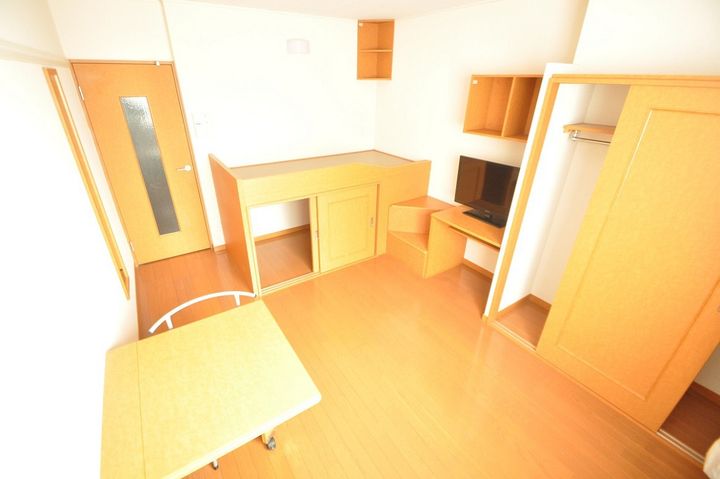 レオパレスはるか204の居間