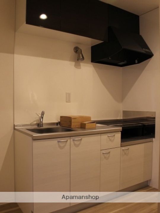 プリズム赤祖父305のキッチン