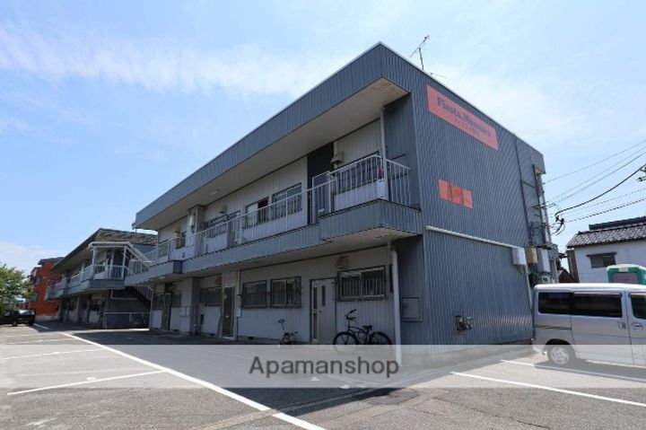 FIESTA野村の外観