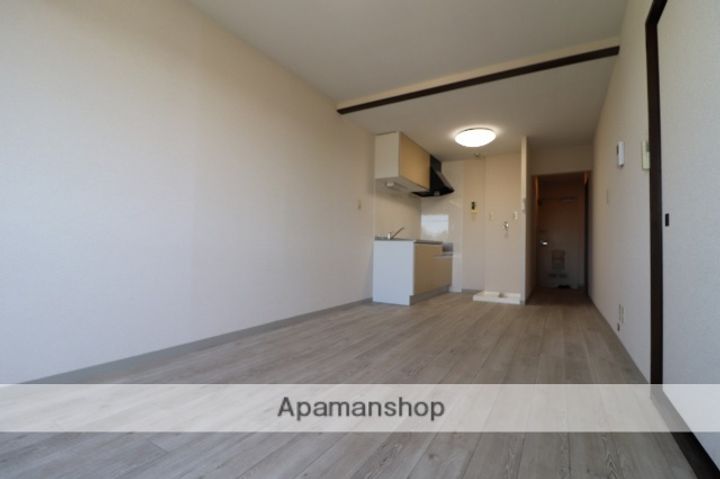 ネオパルスの居間