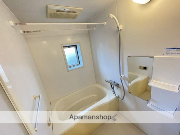 メゾン レコルトの風呂