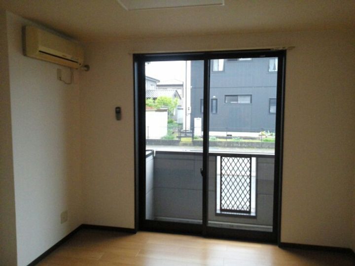 メゾン若葉台の居間