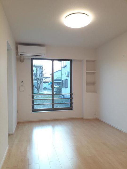 グランメール 手屋の居間