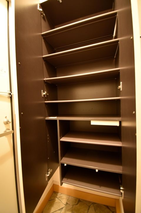 ジュネス一本木 A棟201の内装