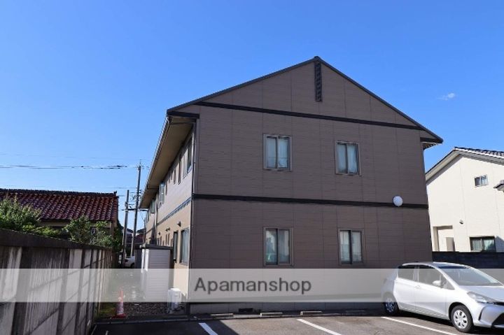 アサナ アルカディアの外観