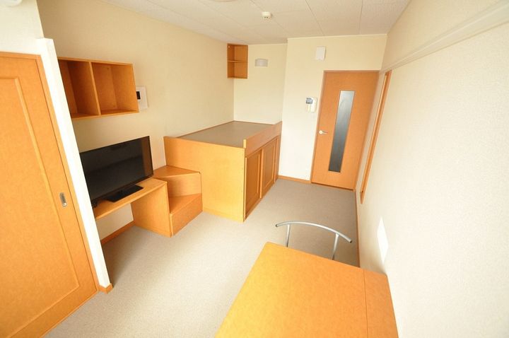 レオパレスM&A109の居間