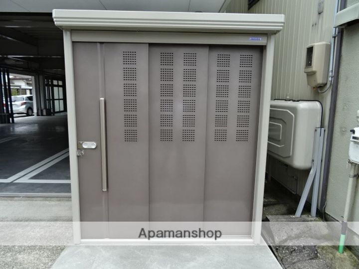 富山県富山市清水町6丁目の賃貸マンションの外観