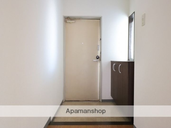 ベルヴィー・カワカミ2-Cの内装