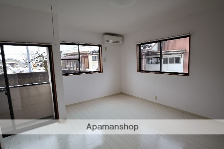 リッツⅠ105の居間