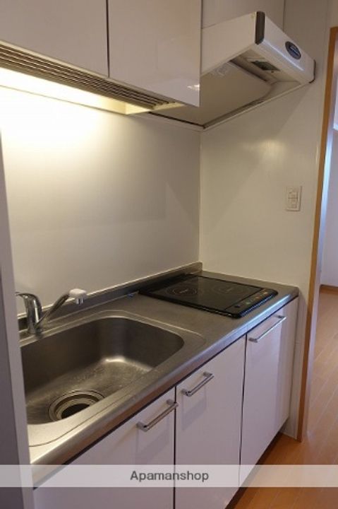 ファースト・レーベン大手町701のキッチン