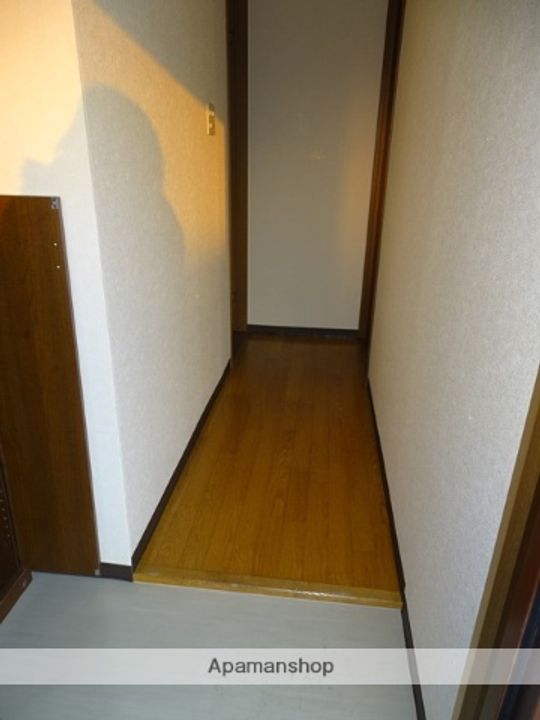 ネオサイト・タカムラ A棟の玄関