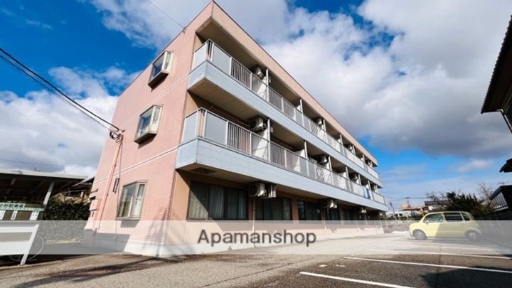 カトレーヌ小杉108の外観