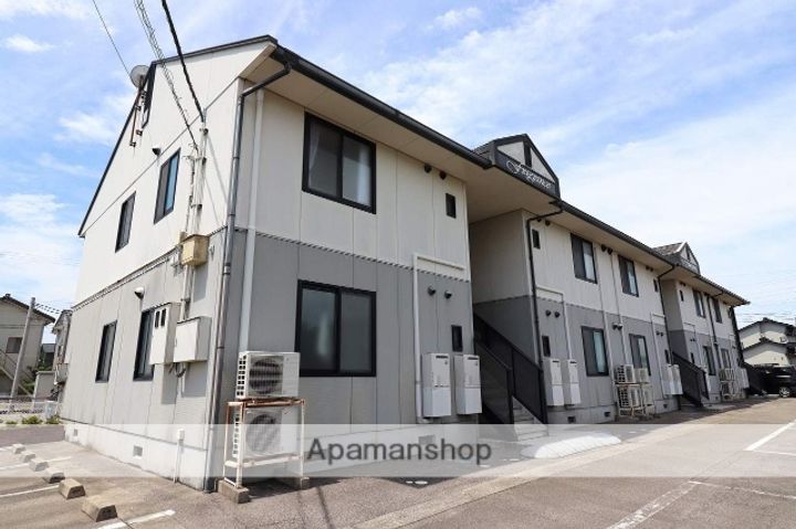 リバティハウスの外観